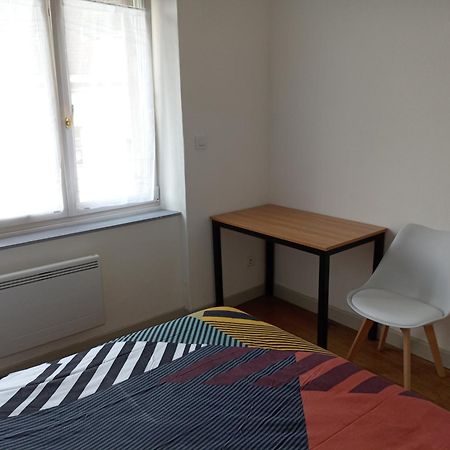 Appartement Paisible - Coeur De Ville لو كروسو المظهر الخارجي الصورة