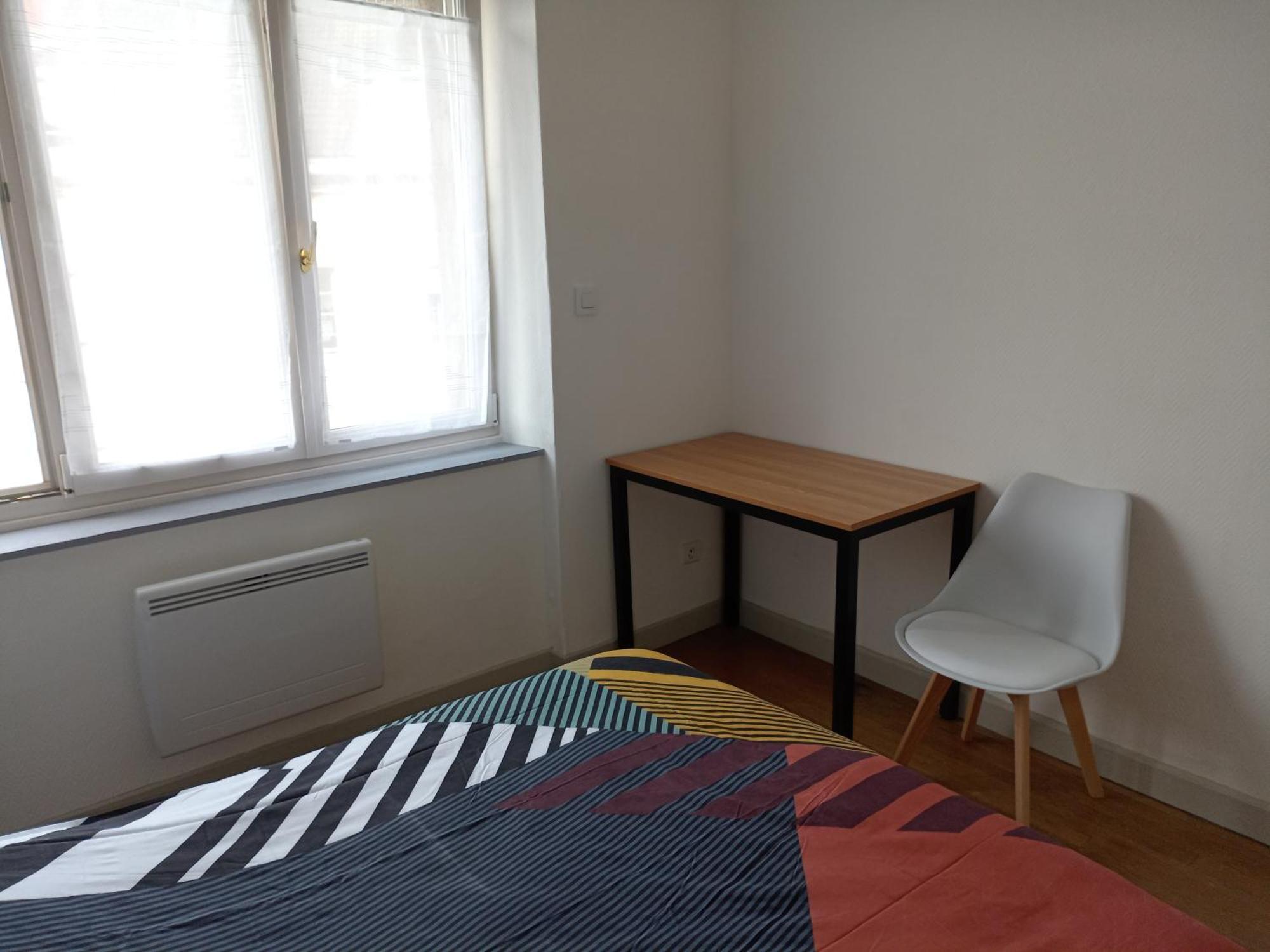 Appartement Paisible - Coeur De Ville لو كروسو المظهر الخارجي الصورة